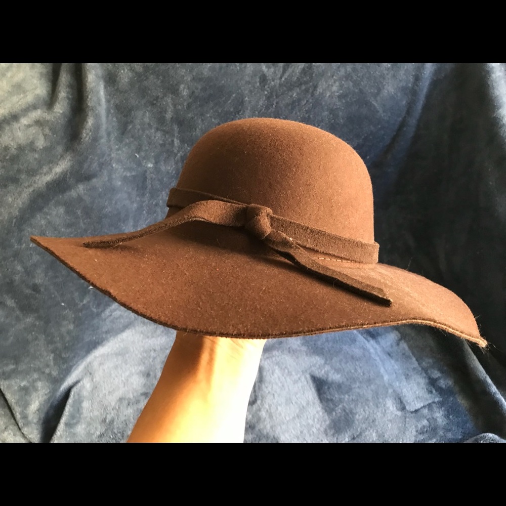 Bohemian floppy wide-brimmed felt hat